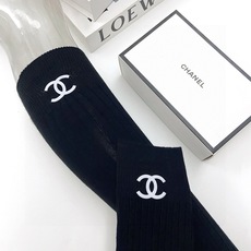 配包装 🌟【一盒一双】 🌟Chanel 香奈儿 经典字母logo纯棉长筒袜 小腿袜 🌟重工装饰个性时尚 🌟ins爆款! 配包装 🌟【一盒一双】 🌟Chanel 香奈儿 经典字母logo纯棉长筒袜 小腿袜 🌟重工装饰个性时尚 🌟ins爆款!