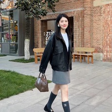 配包装 🌟【一盒一双】 🌟Chanel 香奈儿 经典字母logo纯棉长筒袜 小腿袜 🌟重工装饰个性时尚 🌟ins爆款! 配包装 🌟【一盒一双】 🌟Chanel 香奈儿 经典字母logo纯棉长筒袜 小腿袜 🌟重工装饰个性时尚 🌟ins爆款!