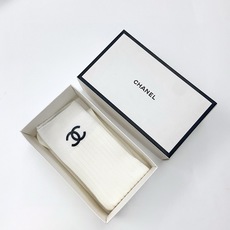 配包装 🌟【一盒一双】 🌟Chanel 香奈儿 经典字母logo纯棉长筒袜 小腿袜 🌟重工装饰个性时尚 🌟ins爆款! 配包装 🌟【一盒一双】 🌟Chanel 香奈儿 经典字母logo纯棉长筒袜 小腿袜 🌟重工装饰个性时尚 🌟ins爆款!