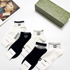 配包装 🌟【一盒5双】 🌟Gucci 古琦 经典字母logo 纯棉短袜 ,ins超火爆短袜,纯棉面料,潮人必备 配包装 🌟【一盒5双】 🌟Gucci 古琦 经典字母logo 纯棉短袜 ,ins超火爆短袜,纯棉面料,潮人必备