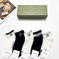 配包装 🌟【一盒5双】 🌟Gucci 古琦 经典字母logo 纯棉短袜 ,ins超火爆短袜,纯棉面料,潮人必备 配包装 🌟【一盒5双】 🌟Gucci 古琦 经典字母logo 纯棉短袜 ,ins超火爆短袜,纯棉面料,潮人必备