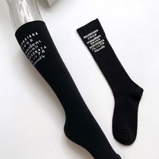 配包装 🌟【一盒一双】 🌟 balenciaga 巴黎世家 立体硅胶经典字母 长筒袜 小腿袜。双针针织材质,超完美结合, 配包装 🌟【一盒一双】 🌟 balenciaga 巴黎世家 立体硅胶经典字母 长筒袜 小腿袜。双针针织材质,超完美结合,