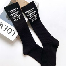 配包装 🌟【一盒一双】 🌟 balenciaga 巴黎世家 立体硅胶经典字母 长筒袜 小腿袜。双针针织材质,超完美结合, 配包装 🌟【一盒一双】 🌟 balenciaga 巴黎世家 立体硅胶经典字母 长筒袜 小腿袜。双针针织材质,超完美结合,