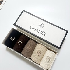 配包装 🌟【一盒5双】 🌟Chanel 香奈儿 经典字母 logo羊绒 中筒袜 !超级软糯亲肤! 🌟ins爆款!专柜在 配包装 🌟【一盒5双】 🌟Chanel 香奈儿 经典字母 logo羊绒 中筒袜 !超级软糯亲肤! 🌟ins爆款!专柜在
