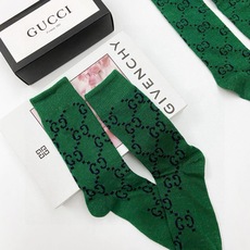 配包装 🌟【一盒2 双】 🌟Gucci 古奇 爆款金银丝长筒袜 中筒袜,超级火爆小腿袜。双针针织混纺金银丝材质,超完美结 配包装 🌟【一盒2 双】 🌟Gucci 古奇 爆款金银丝长筒袜 中筒袜,超级火爆小腿袜。双针针织混纺金银丝材质,超完美结