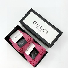 配包装 🌟【一盒2 双】 🌟Gucci 古奇 爆款金银丝长筒袜 中筒袜,超级火爆小腿袜。双针针织混纺金银丝材质,超完美结 配包装 🌟【一盒2 双】 🌟Gucci 古奇 爆款金银丝长筒袜 中筒袜,超级火爆小腿袜。双针针织混纺金银丝材质,超完美结