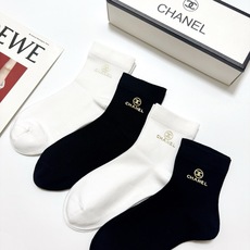 配包装 🌟【一盒5双】 🌟Chanel 香奈儿 经典字母logo 纯棉短筒袜 ,ins火爆纯色设计,潮人必备 ,个 配包装 🌟【一盒5双】 🌟Chanel 香奈儿 经典字母logo 纯棉短筒袜 ,ins火爆纯色设计,潮人必备 ,个