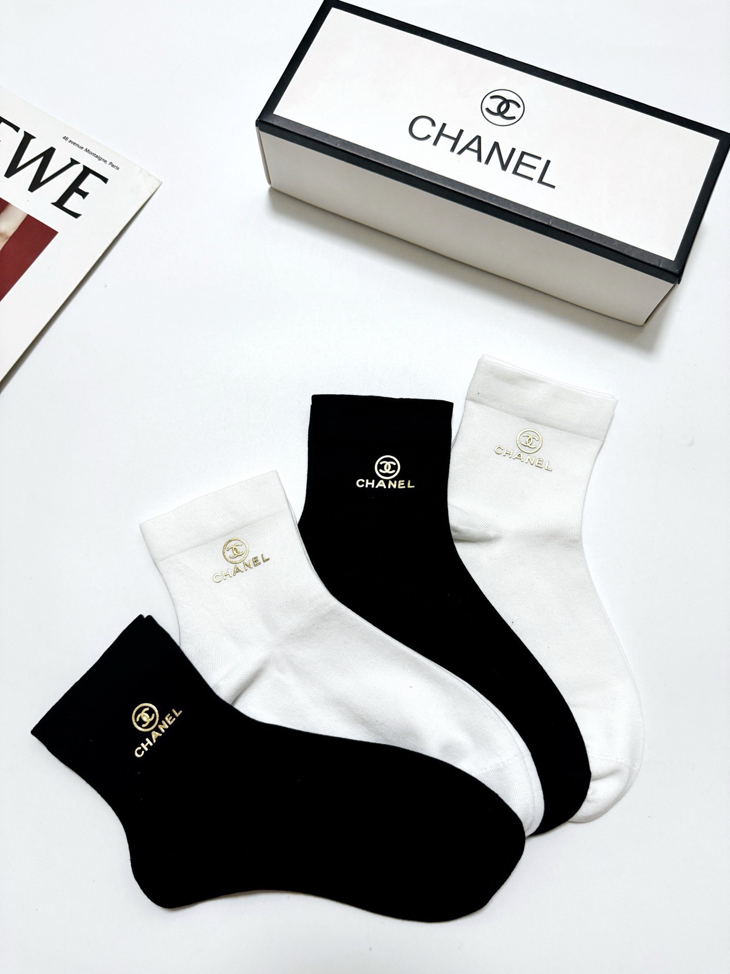 配包装 🌟【一盒5双】 🌟Chanel 香奈儿 经典字母logo 纯棉短筒袜 ,ins火爆纯色设计,潮人必备 ,个 配包装 🌟【一盒5双】 🌟Chanel 香奈儿 经典字母logo 纯棉短筒袜 ,ins火爆纯色设计,潮人必备 ,个