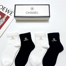 配包装 🌟【一盒5双】 🌟Chanel 香奈儿 经典字母logo 纯棉短筒袜 ,ins火爆纯色设计,潮人必备 ,个 配包装 🌟【一盒5双】 🌟Chanel 香奈儿 经典字母logo 纯棉短筒袜 ,ins火爆纯色设计,潮人必备 ,个