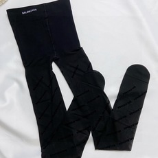 高版本【腰部印胶logo】 配包装 【一盒一双】🌟Balenciaga巴黎世家字母丝袜 🌟好看到爆炸 ,欧美大牌丝袜。 高版本【腰部印胶logo】 配包装 【一盒一双】🌟Balenciaga巴黎世家字母丝袜 🌟好看到爆炸 ,欧美大牌丝袜。