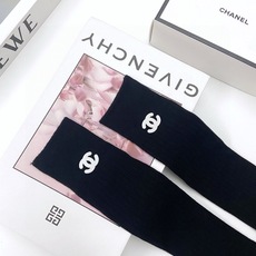 配包装 🌟【一盒一双】 🌟Chanel 香奈儿 经典双C字母logo纯棉长筒袜 小腿袜 🌟ins爆款!专柜在售ing 配包装 🌟【一盒一双】 🌟Chanel 香奈儿 经典双C字母logo纯棉长筒袜 小腿袜 🌟ins爆款!专柜在售ing