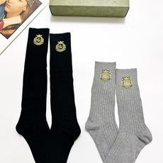 配包装 🌟【一盒2 双】 🌟Gucci 古琦 🌟超级爆款!网红小腿袜,中筒袜+长筒袜,经典爆款组合❗原单品质!官网同步 配包装 🌟【一盒2 双】 🌟Gucci 古琦 🌟超级爆款!网红小腿袜,中筒袜+长筒袜,经典爆款组合❗原单品质!官网同步