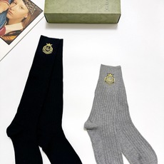 配包装 🌟【一盒2 双】 🌟Gucci 古琦 🌟超级爆款!网红小腿袜,中筒袜+长筒袜,经典爆款组合❗原单品质!官网同步 配包装 🌟【一盒2 双】 🌟Gucci 古琦 🌟超级爆款!网红小腿袜,中筒袜+长筒袜,经典爆款组合❗原单品质!官网同步