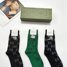 配包装 🌟【一盒3双】 🌟Gucci 古奇 爆款金银丝中筒袜 。双针 混纺金银丝材质,超完美结合,款式经典,专柜同步发售 配包装 🌟【一盒3双】 🌟Gucci 古奇 爆款金银丝中筒袜 。双针 混纺金银丝材质,超完美结合,款式经典,专柜同步发售