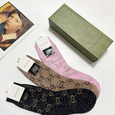 配包装 🌟【一盒3双】 🌟Gucci 古奇 爆款金银丝中筒袜 。双针 混纺金银丝材质,超完美结合,款式经典,专柜同步发售 配包装 🌟【一盒3双】 🌟Gucci 古奇 爆款金银丝中筒袜 。双针 混纺金银丝材质,超完美结合,款式经典,专柜同步发售