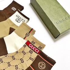配包装 🌟【一盒5双】 🌟Gucci 古琦 经典字母logo 纯棉中筒袜 ,ins超火爆短袜,纯棉面料,潮人必备 配包装 🌟【一盒5双】 🌟Gucci 古琦 经典字母logo 纯棉中筒袜 ,ins超火爆短袜,纯棉面料,潮人必备