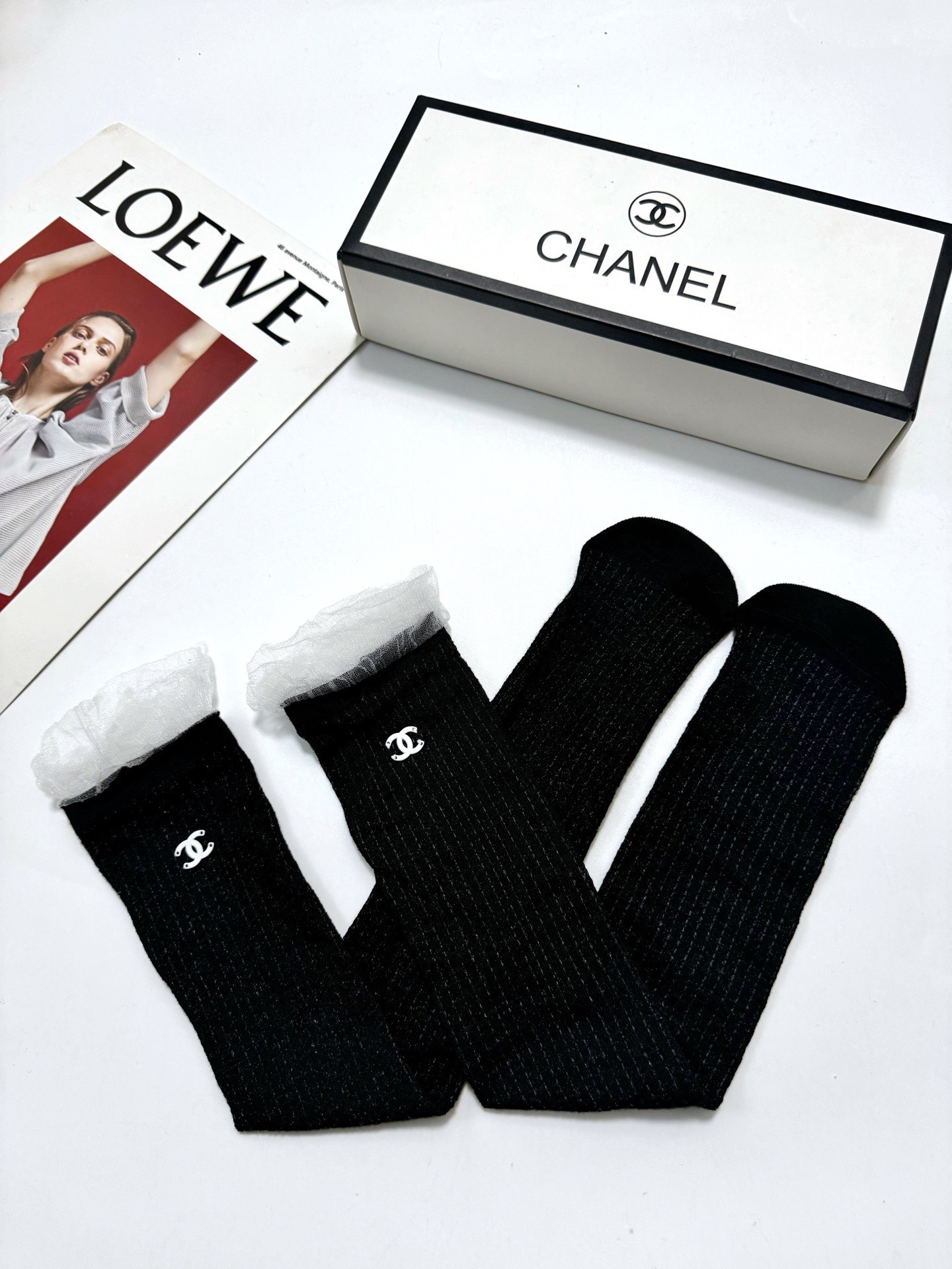 配包装 🌟【一盒一双】 🌟Chanel 香奈儿 经典字母logo镂空 长筒袜  小腿袜 🌟重工装饰个性时尚 🌟ins爆款