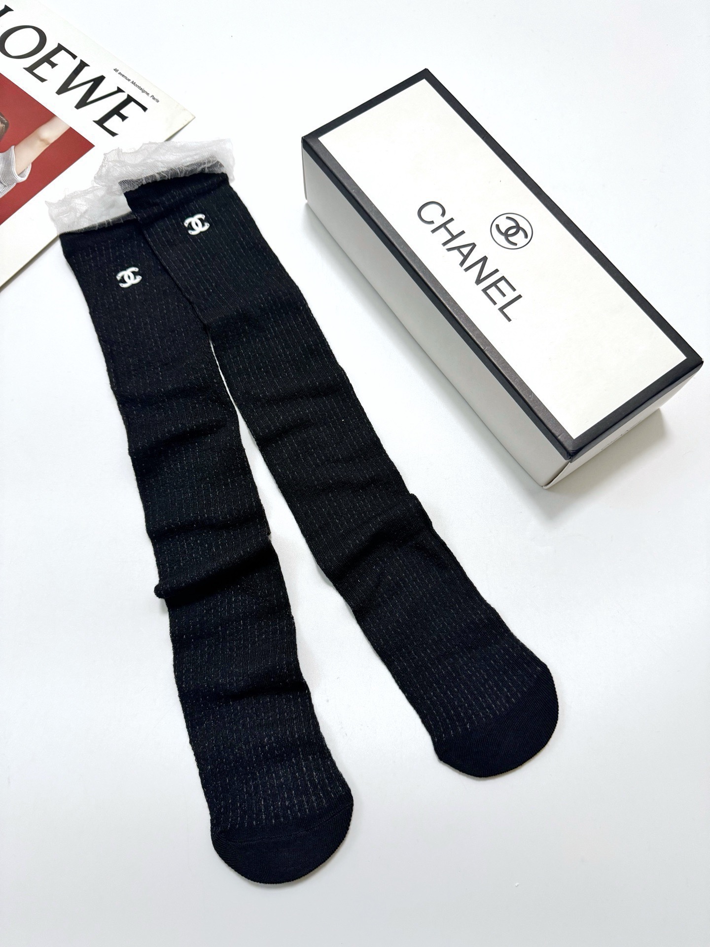 配包装 🌟【一盒一双】 🌟Chanel 香奈儿 经典字母logo镂空 长筒袜  小腿袜 🌟重工装饰个性时尚 🌟ins爆款