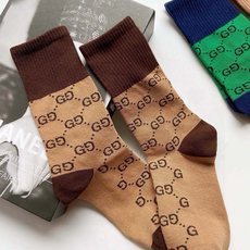 配包装【一盒五双】 🌟Gucci · 古奇❗️网红爆款出货~G家新品专柜对版袜子❗️纯棉材质织造,超级柔软舒适,罗口经典 配包装【一盒五双】 🌟Gucci · 古奇❗️网红爆款出货~G家新品专柜对版袜子❗️纯棉材质织造,超级柔软舒适,罗口经典