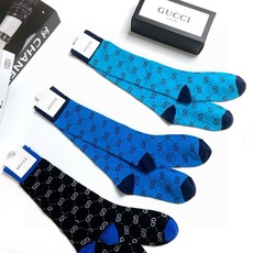 配包装 🌟【一盒3 双】 🌟Gucci 古奇 爆款双G字母 长筒袜 小腿袜 。专柜同步发售ing ,巨多明星红人同款! 配包装 🌟【一盒3 双】 🌟Gucci 古奇 爆款双G字母 长筒袜 小腿袜 。专柜同步发售ing ,巨多明星红人同款!
