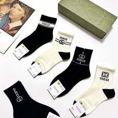 配包装 🌟【一盒5 双】 🌟Gucci 古琦 经典字母logo 纯棉短筒袜 ,男女同款 ,ins超火爆短袜,纯棉面 配包装 🌟【一盒5 双】 🌟Gucci 古琦 经典字母logo 纯棉短筒袜 ,男女同款 ,ins超火爆短袜,纯棉面