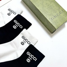配包装 🌟【一盒4双】 🌟Gucci 古琦 经典字母logo 纯棉中筒袜 经典纯色短袜 🌟ins爆款!专柜在售ing 🌟 配包装 🌟【一盒4双】 🌟Gucci 古琦 经典字母logo 纯棉中筒袜 经典纯色短袜 🌟ins爆款!专柜在售ing 🌟