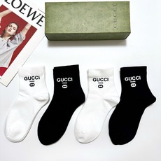 配包装 🌟【一盒4双】 🌟Gucci 古琦 经典字母logo 纯棉中筒袜 经典纯色短袜 🌟ins爆款!专柜在售ing 🌟 配包装 🌟【一盒4双】 🌟Gucci 古琦 经典字母logo 纯棉中筒袜 经典纯色短袜 🌟ins爆款!专柜在售ing 🌟