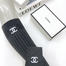 配包装 🌟【一盒一双】 🌟Chanel 香奈儿 经典字母logo纯棉长筒袜 小腿袜 🌟重工装饰个性时尚 🌟ins爆款! 配包装 🌟【一盒一双】 🌟Chanel 香奈儿 经典字母logo纯棉长筒袜 小腿袜 🌟重工装饰个性时尚 🌟ins爆款!