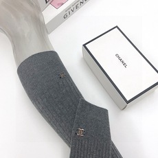 配包装 🌟【一盒一双】 🌟Chanel 香奈儿 经典字母logo纯棉长筒袜 小腿袜 🌟重工装饰个性时尚 🌟ins爆款! 配包装 🌟【一盒一双】 🌟Chanel 香奈儿 经典字母logo纯棉长筒袜 小腿袜 🌟重工装饰个性时尚 🌟ins爆款!