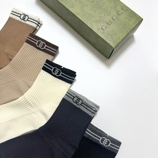 配包装 🌟【一盒5 双】 🌟Gucci 古琦 经典字母logo 纯棉短筒袜 ,ins超火爆短袜,纯棉面料,潮人必备 配包装 🌟【一盒5 双】 🌟Gucci 古琦 经典字母logo 纯棉短筒袜 ,ins超火爆短袜,纯棉面料,潮人必备