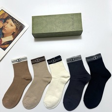配包装 🌟【一盒5 双】 🌟Gucci 古琦 经典字母logo 纯棉短筒袜 ,ins超火爆短袜,纯棉面料,潮人必备 配包装 🌟【一盒5 双】 🌟Gucci 古琦 经典字母logo 纯棉短筒袜 ,ins超火爆短袜,纯棉面料,潮人必备