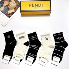 配包装 🌟【一盒5 双】 🌟芬迪FENDI 经典字母logo 纯棉中筒袜 ,ins超火爆短袜,纯棉面料,潮人必备 配包装 🌟【一盒5 双】 🌟芬迪FENDI 经典字母logo 纯棉中筒袜 ,ins超火爆短袜,纯棉面料,潮人必备