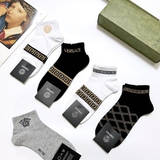 配包装 🌟【一盒5双】男女同款 🌟Versace 范思哲 经典logo 纯棉短袜 ,ins超火爆短袜,纯棉面料,潮 配包装 🌟【一盒5双】男女同款 🌟Versace 范思哲 经典logo 纯棉短袜 ,ins超火爆短袜,纯棉面料,潮