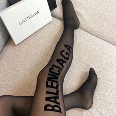 配包装 【一盒一双】🌟Balenciaga巴黎世家植绒字母丝袜 🌟好看到爆炸 ,欧美大牌丝袜。一比一高版本制作,可以看得 配包装 【一盒一双】🌟Balenciaga巴黎世家植绒字母丝袜 🌟好看到爆炸 ,欧美大牌丝袜。一比一高版本制作,可以看得