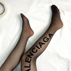 配包装 【一盒一双】🌟Balenciaga巴黎世家植绒字母丝袜 🌟好看到爆炸 ,欧美大牌丝袜。一比一高版本制作,可以看得 配包装 【一盒一双】🌟Balenciaga巴黎世家植绒字母丝袜 🌟好看到爆炸 ,欧美大牌丝袜。一比一高版本制作,可以看得