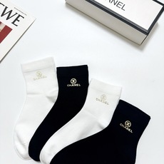 配包装 🌟【一盒5双】 🌟Chanel 香奈儿 经典字母logo 纯棉短筒袜 ,ins火爆纯色设计,潮人必备 ,个 配包装 🌟【一盒5双】 🌟Chanel 香奈儿 经典字母logo 纯棉短筒袜 ,ins火爆纯色设计,潮人必备 ,个