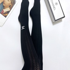 配包装 🌟【一盒一双】 🌟Chanel 香奈儿 爆款麻花纹 双C 字母 打底裤袜 🌟好看到爆炸 欧美大牌天鹅绒 丝袜 配包装 🌟【一盒一双】 🌟Chanel 香奈儿 爆款麻花纹 双C 字母 打底裤袜 🌟好看到爆炸 欧美大牌天鹅绒 丝袜