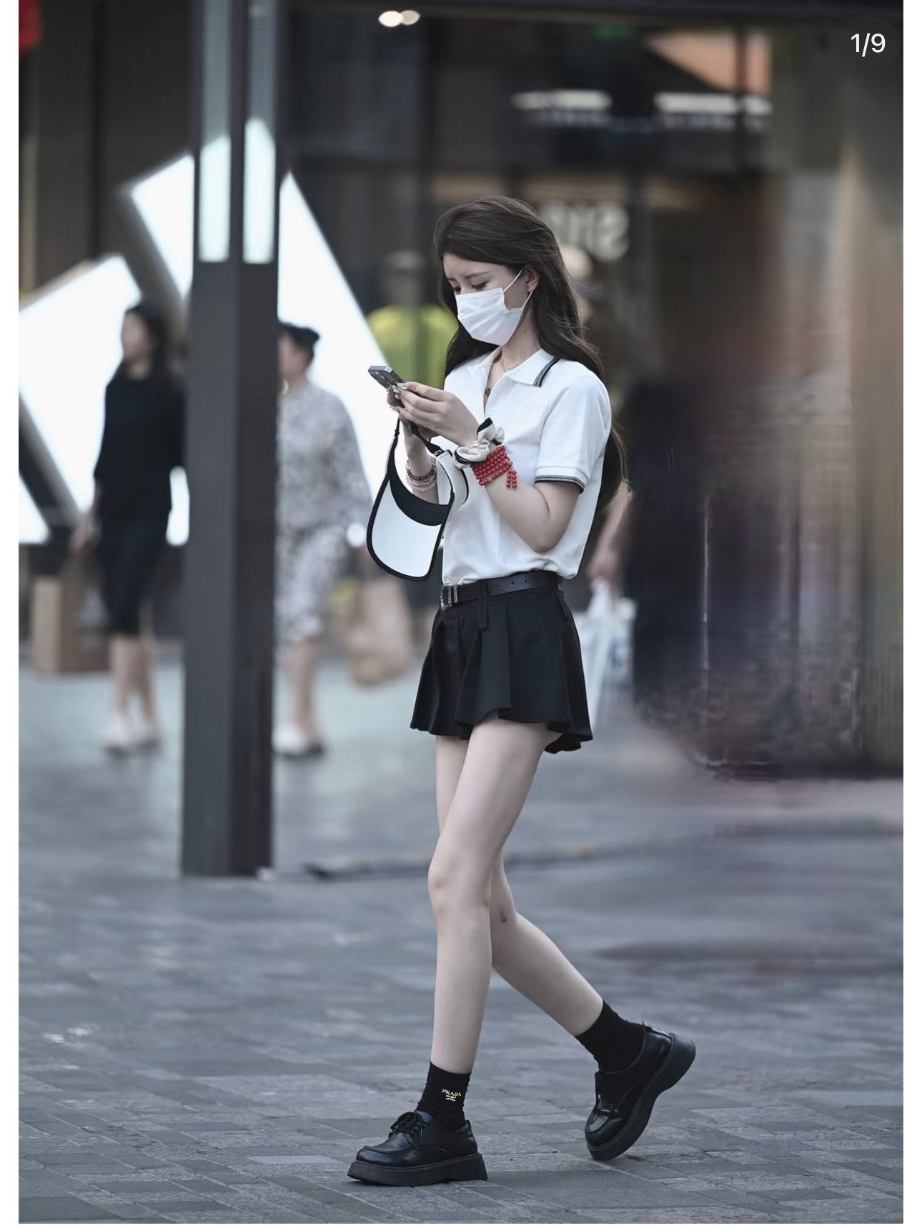 配包装 🌟【一盒4 双】 🌟Prada 普拉达 经典字母logo 透气纯棉中筒袜 ,重工配饰,ins超火爆红人同款,精 配包装 🌟【一盒4 双】 🌟Prada 普拉达 经典字母logo 透气纯棉中筒袜 ,重工配饰,ins超火爆红人同款,精