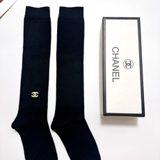 配包装 🌟【一盒一双】 🌟Chanel 香奈儿 经典双C字母logo纯棉长筒袜 小腿袜 🌟ins爆款!专柜在售ing 配包装 🌟【一盒一双】 🌟Chanel 香奈儿 经典双C字母logo纯棉长筒袜 小腿袜 🌟ins爆款!专柜在售ing