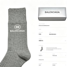 配包装 🌟【一盒3双】 🌟balenciaga 巴黎世家 经典字母logo 纯棉 中筒袜 ,软糯亲肤,ins超火爆 配包装 🌟【一盒3双】 🌟balenciaga 巴黎世家 经典字母logo 纯棉 中筒袜 ,软糯亲肤,ins超火爆