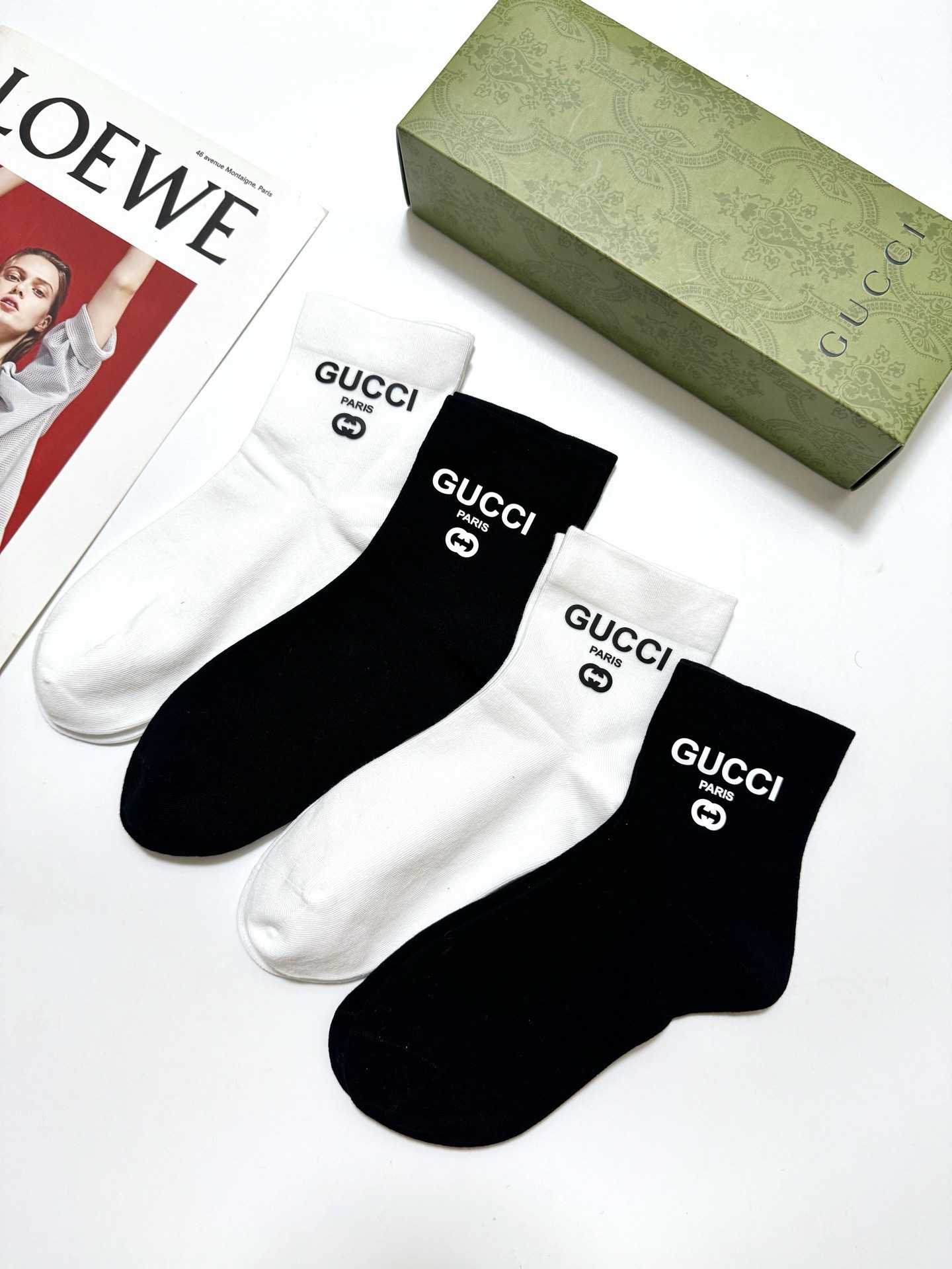 配包装 🌟【一盒4双】 🌟Gucci 古琦 经典字母logo 纯棉中筒袜 经典纯色短袜 🌟ins爆款！专柜在售ing 🌟