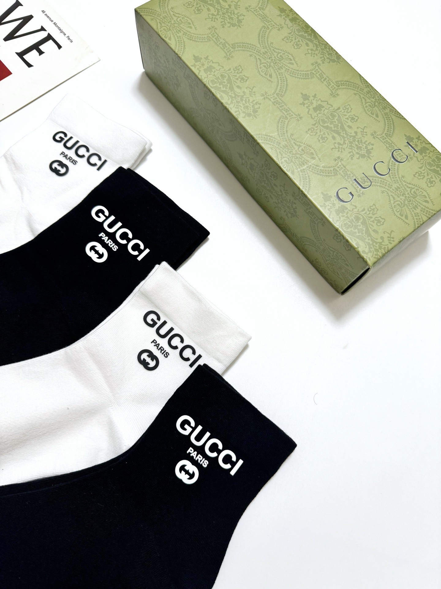 配包装 🌟【一盒4双】 🌟Gucci 古琦 经典字母logo 纯棉中筒袜 经典纯色短袜 🌟ins爆款！专柜在售ing 🌟