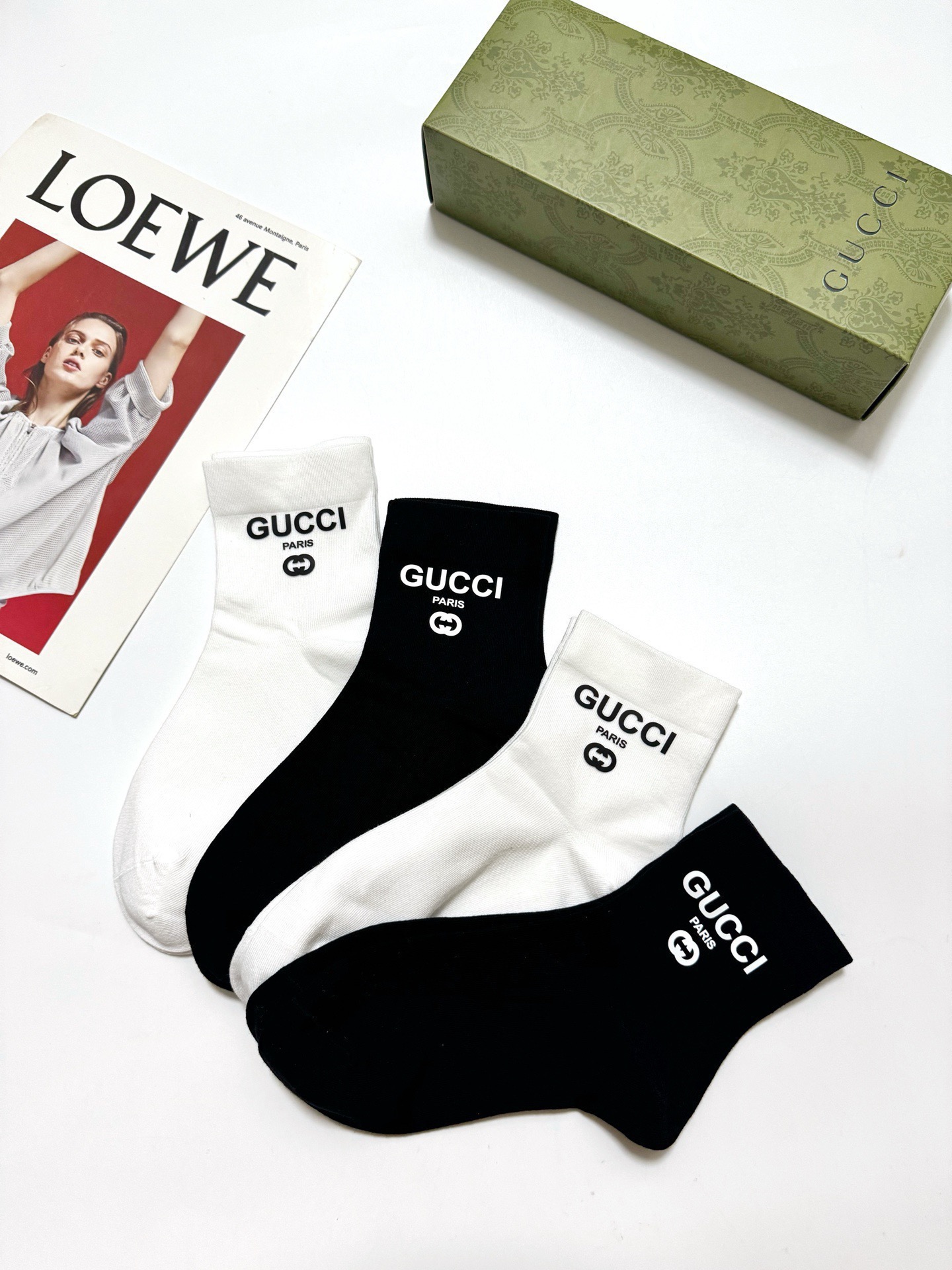 配包装 🌟【一盒4双】 🌟Gucci 古琦 经典字母logo 纯棉中筒袜 经典纯色短袜 🌟ins爆款！专柜在售ing 🌟