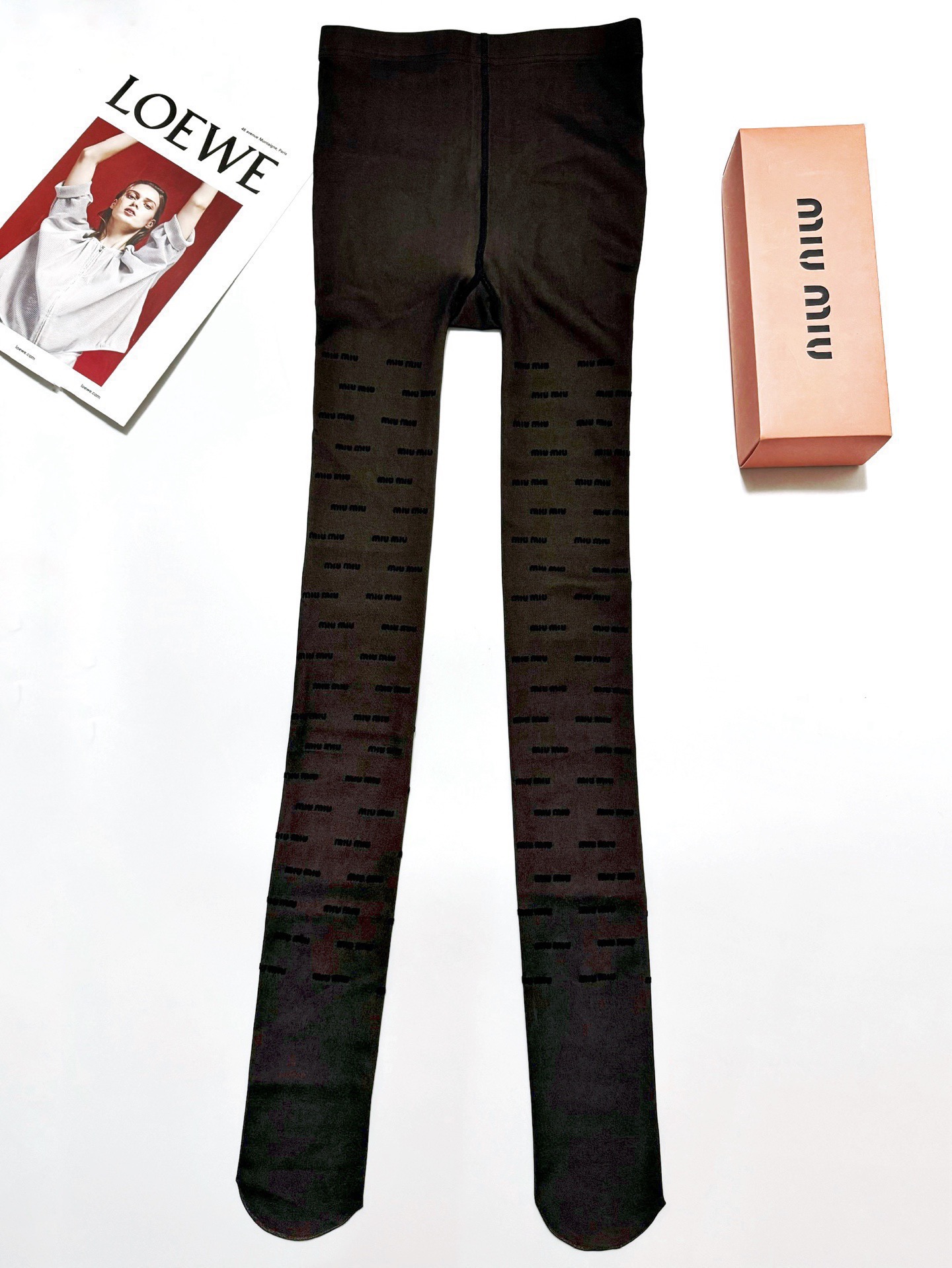 【加厚款 克重100g】  配包装 🌟【一盒一双】 🌟缪缪 miumiu ins爆款，秋冬加厚丝袜 ，水光黑丝透肤打底连