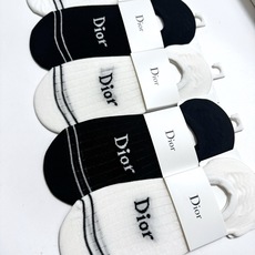 配包装 🌟【一盒5双】 🌟Dior 迪奥 经典字母logo 纯棉船袜 ,ins超火爆条纹短袜,纯棉面料,潮人必备 配包装 🌟【一盒5双】 🌟Dior 迪奥 经典字母logo 纯棉船袜 ,ins超火爆条纹短袜,纯棉面料,潮人必备