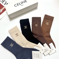配包装 🌟【一盒5 双】 🌟Celine 赛琳 经典刺绣字母logo 羊绒混纺中筒袜 ,软糯亲肤,ins超火爆配色 配包装 🌟【一盒5 双】 🌟Celine 赛琳 经典刺绣字母logo 羊绒混纺中筒袜 ,软糯亲肤,ins超火爆配色