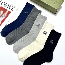 配包装 🌟【一盒5 双】 🌟Gucci 古琦 经典刺绣字母logo 纯棉 混纺中筒袜 ,软糯亲肤,ins超火爆配色 配包装 🌟【一盒5 双】 🌟Gucci 古琦 经典刺绣字母logo 纯棉 混纺中筒袜 ,软糯亲肤,ins超火爆配色