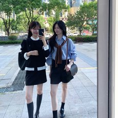 配包装 🌟【一盒2双】 🌟Prada 普拉达 经典三角标 字母logo纯棉长筒袜 小腿袜 🌟重工装饰个性时尚 🌟ins 配包装 🌟【一盒2双】 🌟Prada 普拉达 经典三角标 字母logo纯棉长筒袜 小腿袜 🌟重工装饰个性时尚 🌟ins