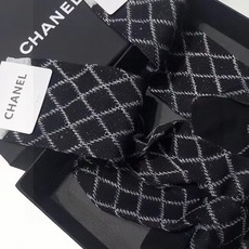 配包装 🌟【一盒一双】 🌟Chanel 香奈儿 爆款菱格长筒袜 小腿袜,金银丝混纺材质,超完美配色,款式经典,专柜同步发 配包装 🌟【一盒一双】 🌟Chanel 香奈儿 爆款菱格长筒袜 小腿袜,金银丝混纺材质,超完美配色,款式经典,专柜同步发