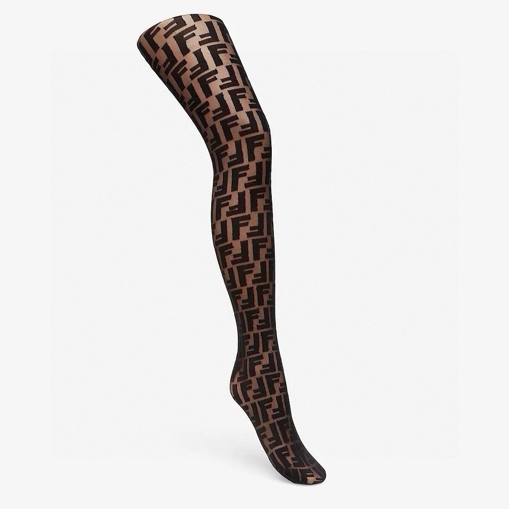 NO:940590,Comes with packaging [one pair per box] FENDI Double F classic flocked presbyopic monogram stockings, so good to look at, the same style as the official websites of big-name European and American stockings!  One to one high version production, you can see the craftsmanship!  A must-have item for fashionistas in autumn and winter. It looks super classy when paired with it and is extremely fashionable~~ Recommended, recommended, recommended~~ A must-have fashionable item!  !  socks, stockings, socks, fendi, socks19860909配包装【一盒一双】 FENDI 双F经典植绒老花字母丝袜 好看到爆炸 ,欧美大牌丝袜官网同款！一比一高版本制作,可以看得到的工艺！ 潮人秋冬必备单品 ,搭配起来超高逼格 ,时髦度爆表啊啊啊啊～～推荐推荐推荐～～必入时髦小单品！！袜子,丝袜,袜子,fendi,socks,accessory